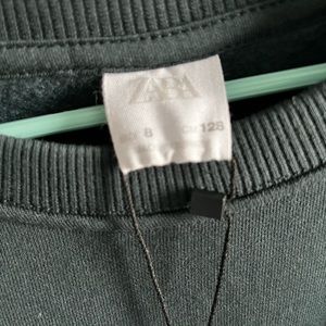 Boys ZARA sweatshirt. Brand New. Size 8